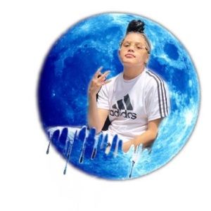 Meet your Posher, Marissa